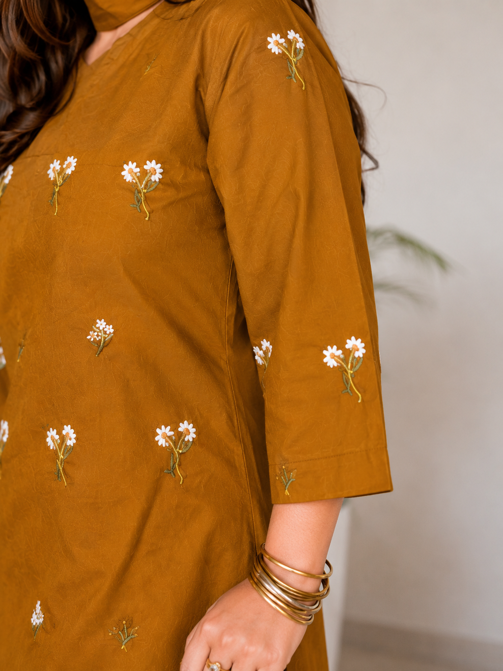 K-B Ethnic Women's Floral Print Cotton Kurti with Matching Salwar Set (Beige)